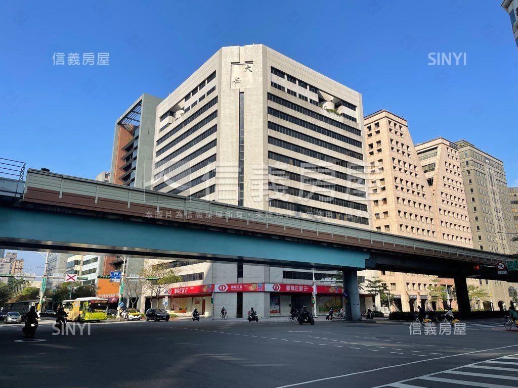 大安雙捷運辦公大樓房屋室內格局與周邊環境