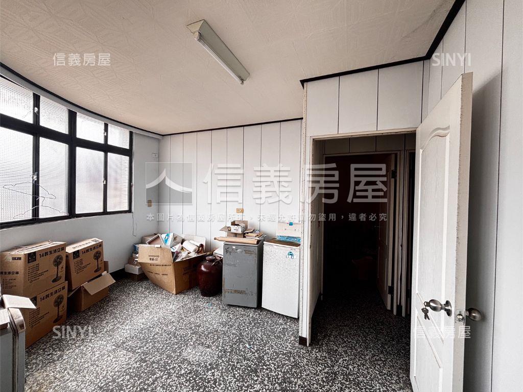頭份中華路近上公園公寓房屋室內格局與周邊環境