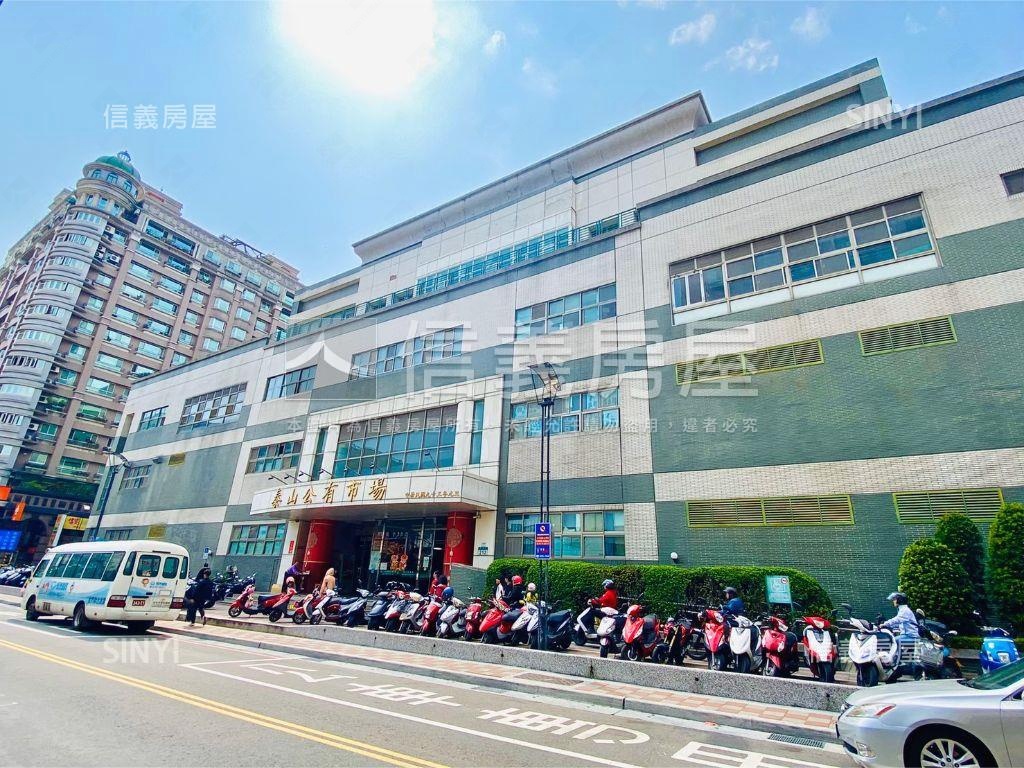 專任凱悅花園三房車位房屋室內格局與周邊環境