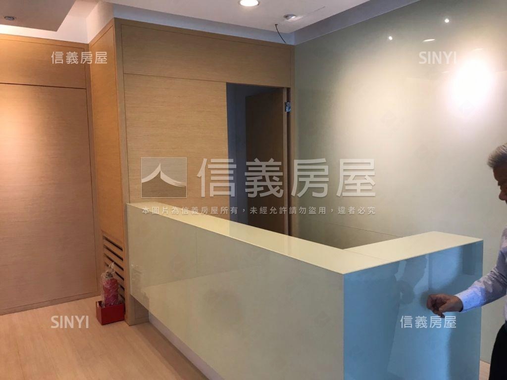 米蘭稀有整層內科辦公廠房房屋室內格局與周邊環境