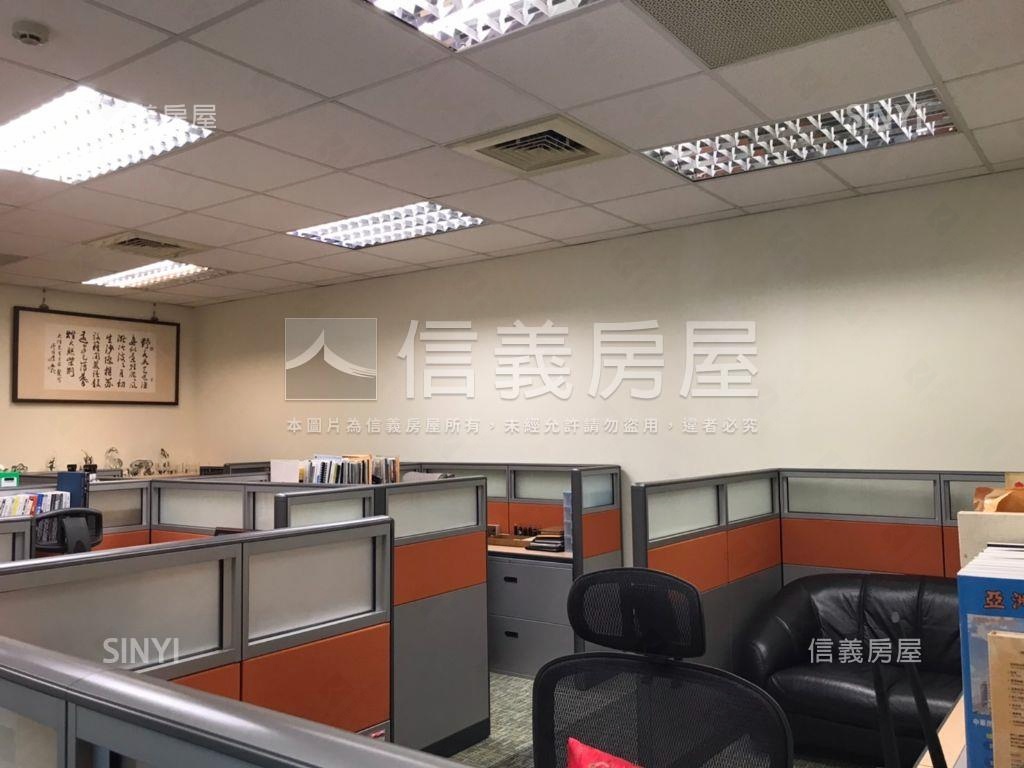 米蘭稀有整層內科辦公廠房房屋室內格局與周邊環境