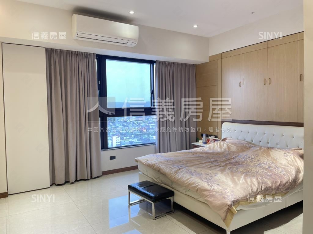 築城麗富高樓方正美四房房屋室內格局與周邊環境