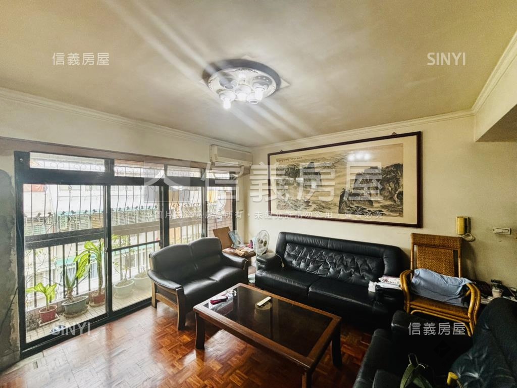 百麗公園四房美屋房屋室內格局與周邊環境