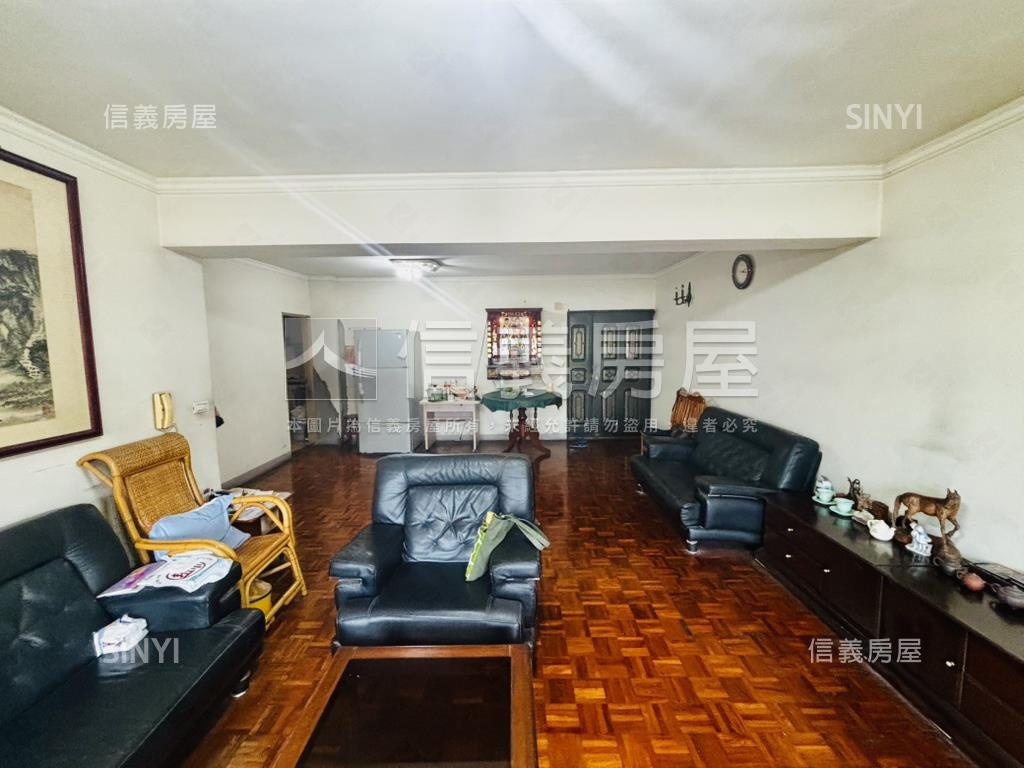 百麗公園四房美屋房屋室內格局與周邊環境