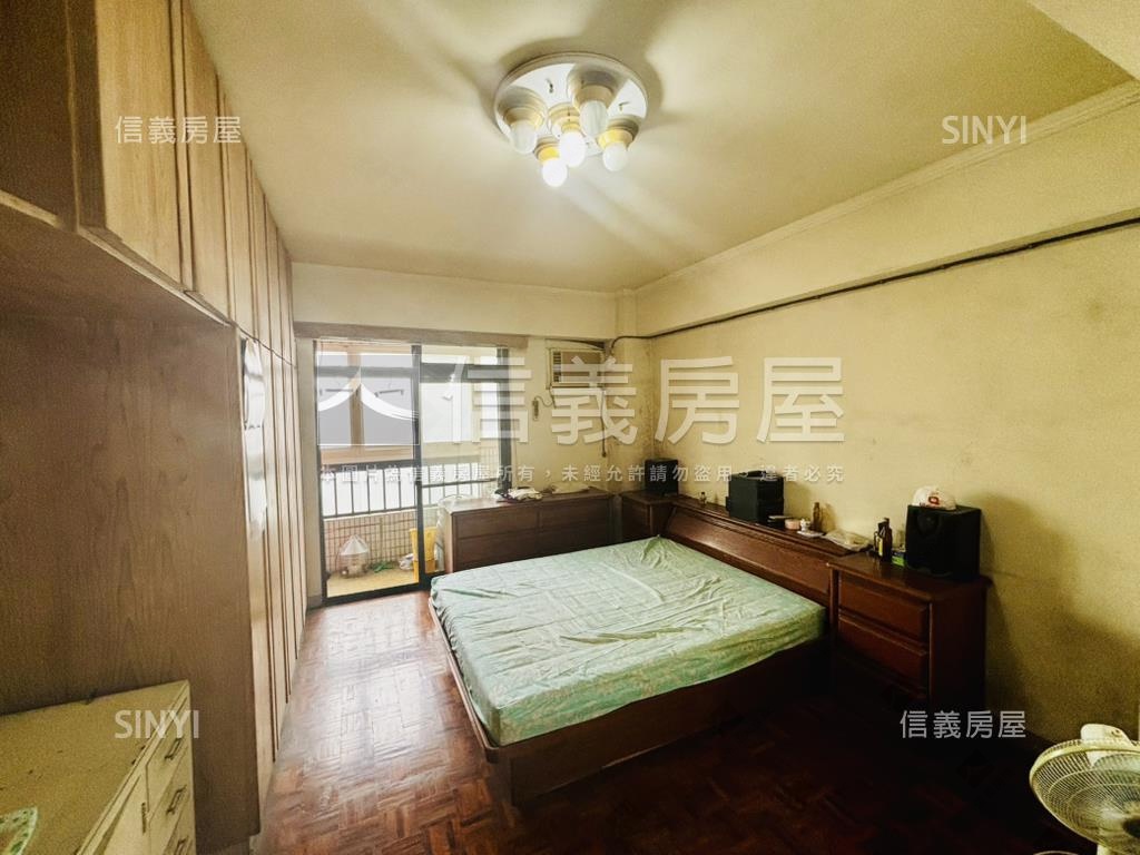 百麗公園四房美屋房屋室內格局與周邊環境