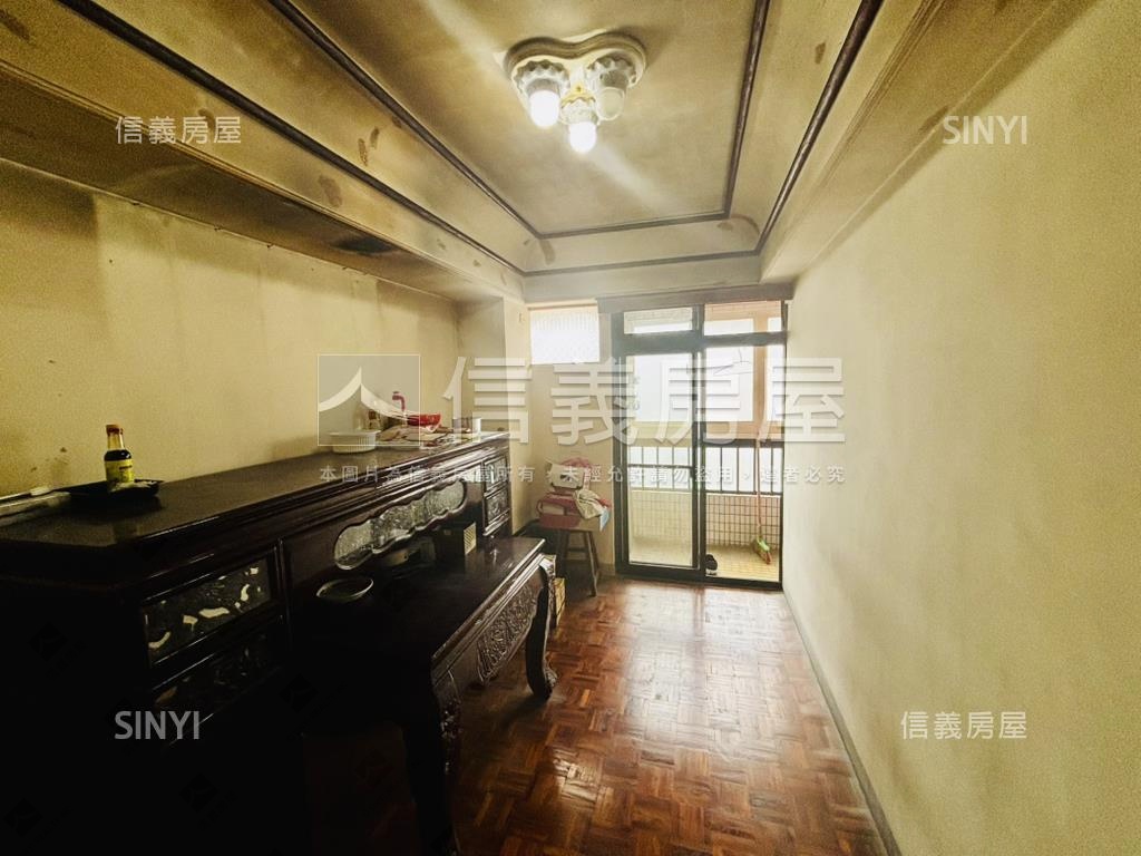 百麗公園四房美屋房屋室內格局與周邊環境