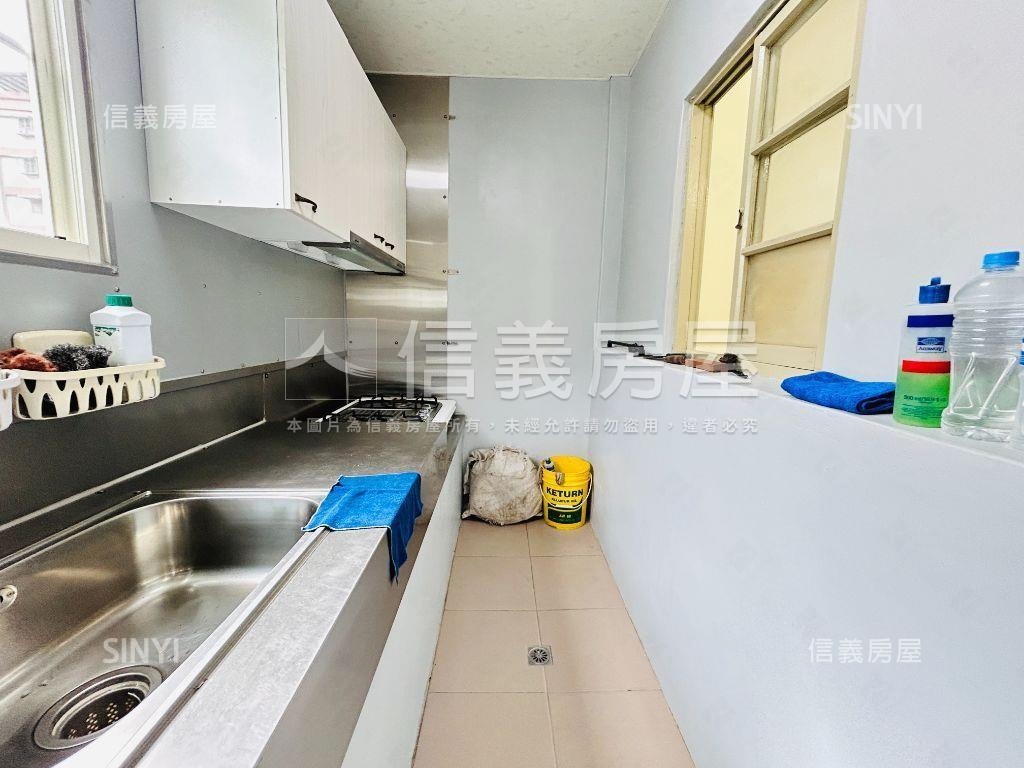 獨棟邊間優質大透天房屋室內格局與周邊環境