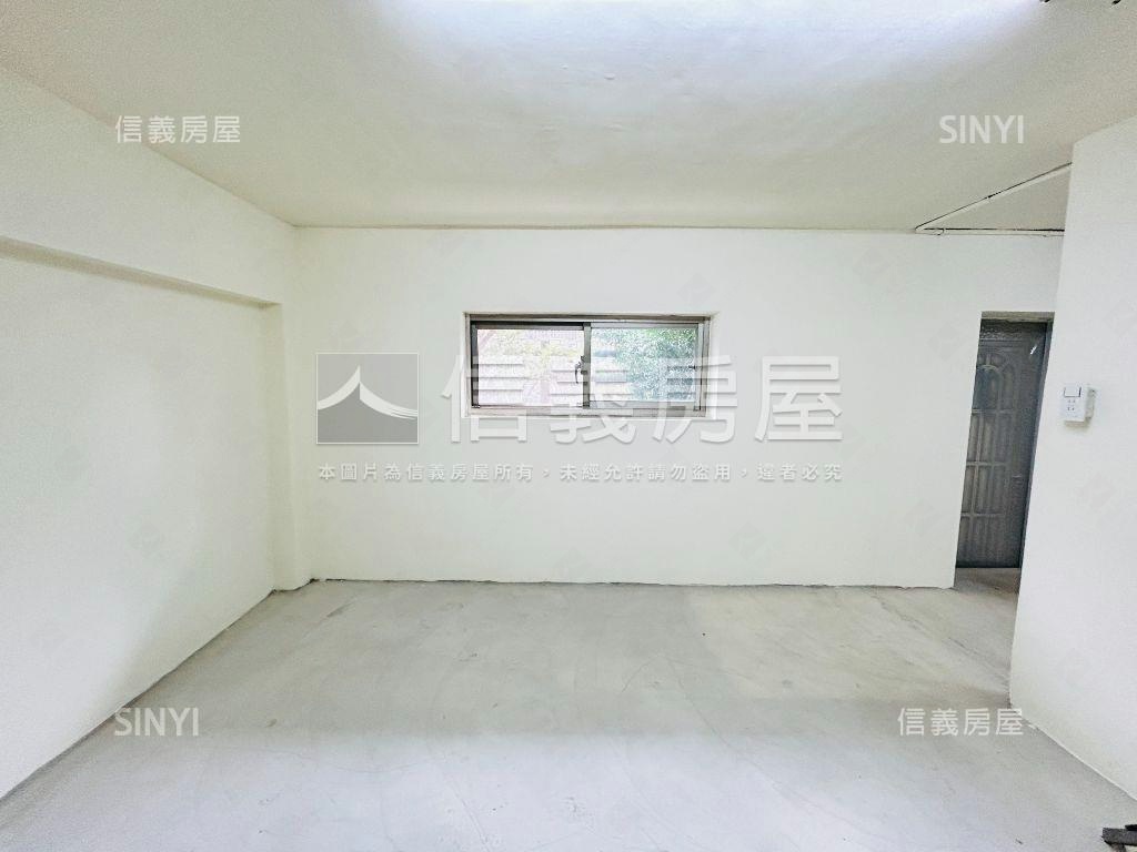 獨棟邊間優質大透天房屋室內格局與周邊環境