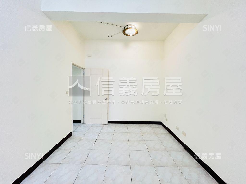 獨棟邊間優質大透天房屋室內格局與周邊環境