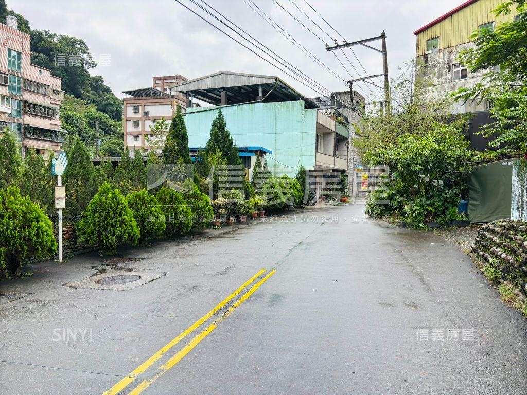 獨棟邊間優質大透天房屋室內格局與周邊環境