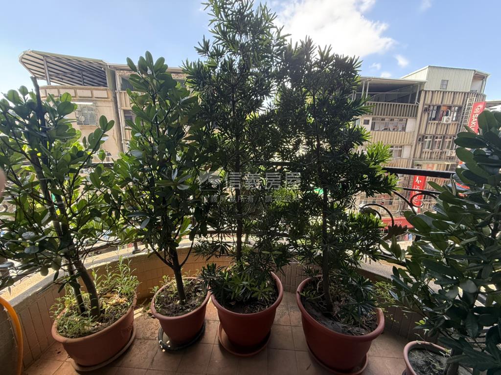 築城家藏．幸福３＋１房房屋室內格局與周邊環境