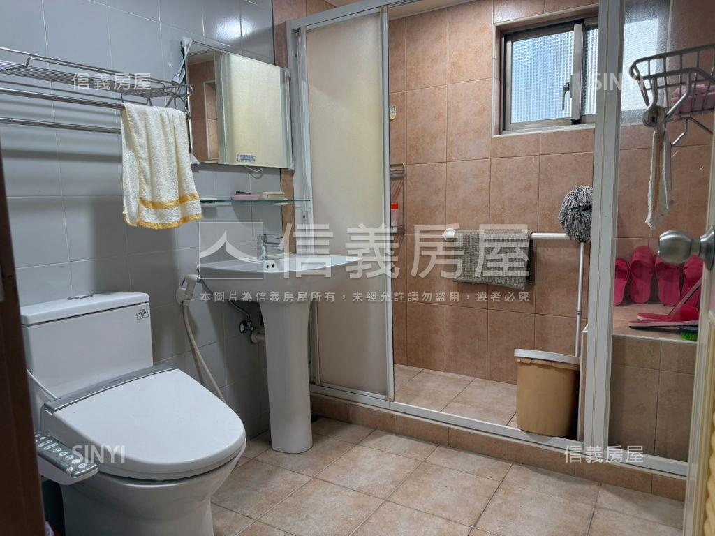 港灣海景三房平車房屋室內格局與周邊環境