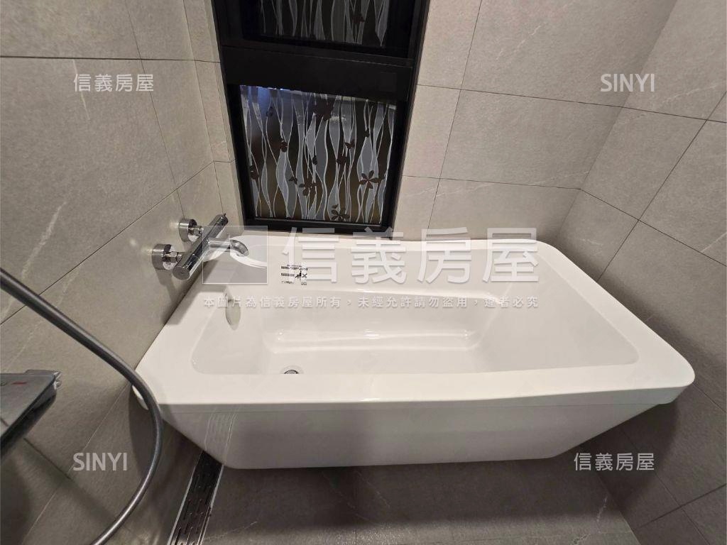 林立寬和３房車位房屋室內格局與周邊環境