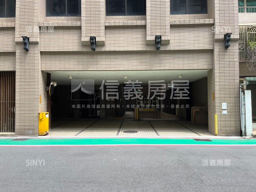 法國玫瑰停車位５房屋室內格局與周邊環境