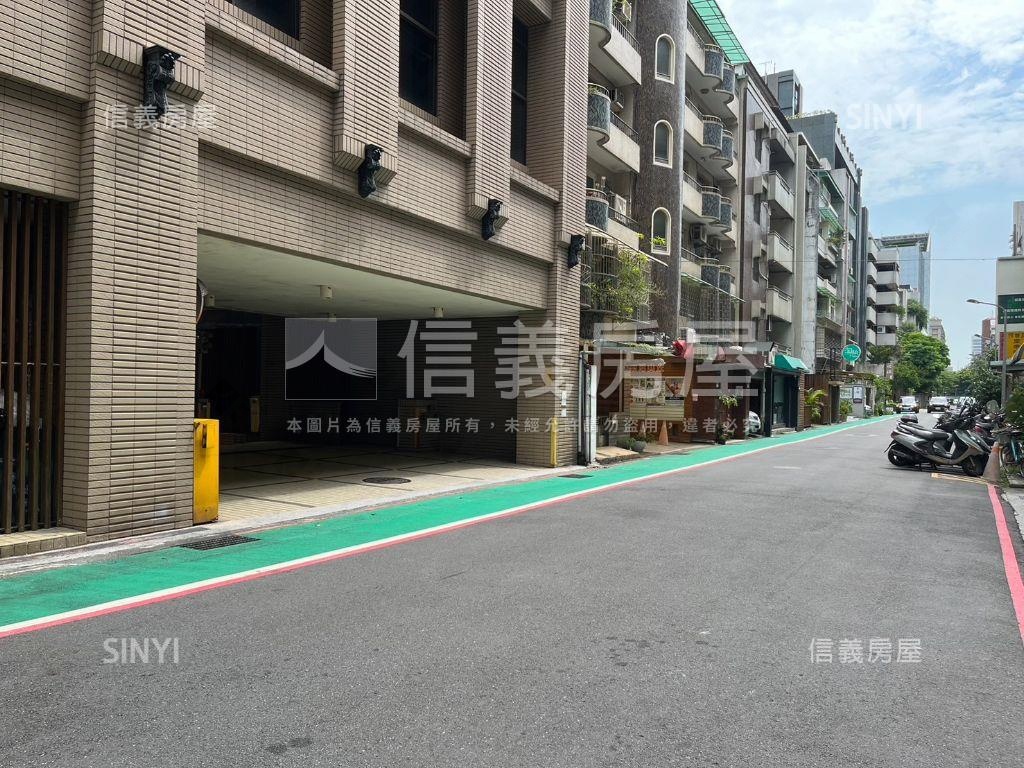 法國玫瑰停車位５房屋室內格局與周邊環境
