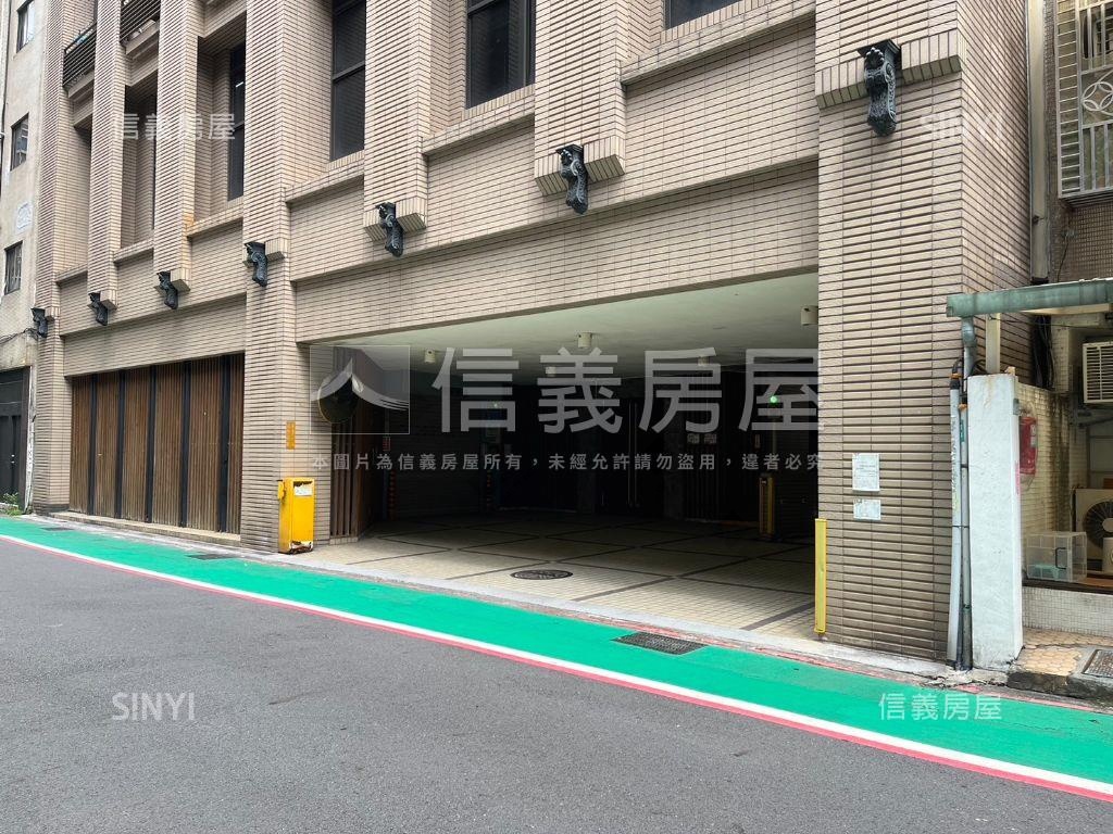 法國玫瑰停車位５房屋室內格局與周邊環境