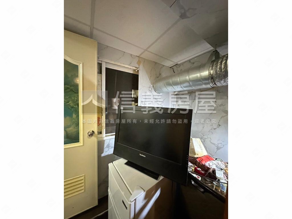 鑽石大樓收租宅房屋室內格局與周邊環境