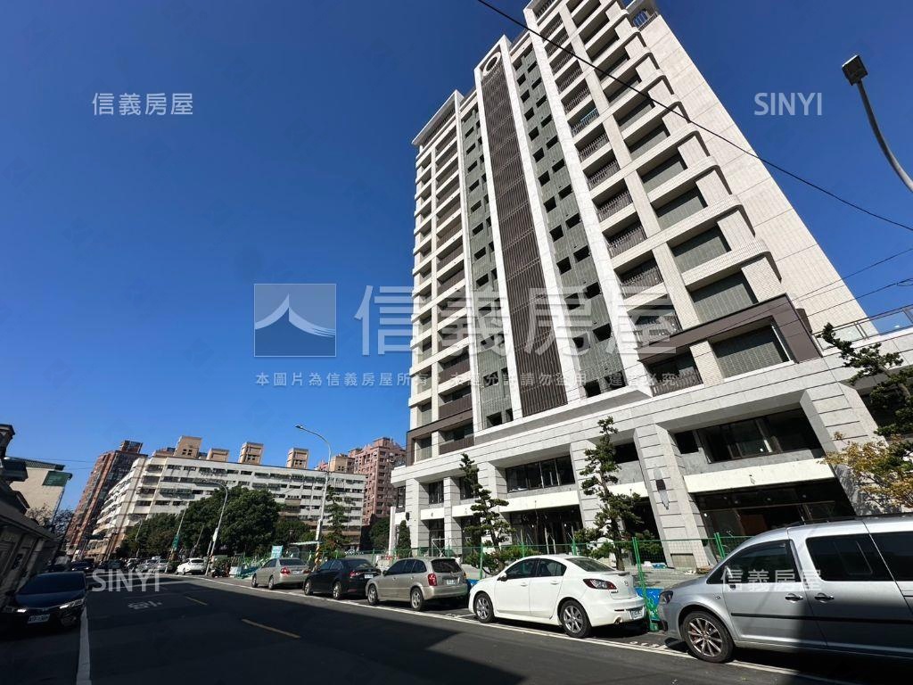 鼎藏學苑挑高店面房屋室內格局與周邊環境