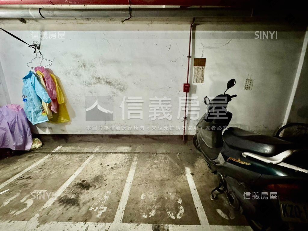 內壢華廈三房平面車位房屋室內格局與周邊環境