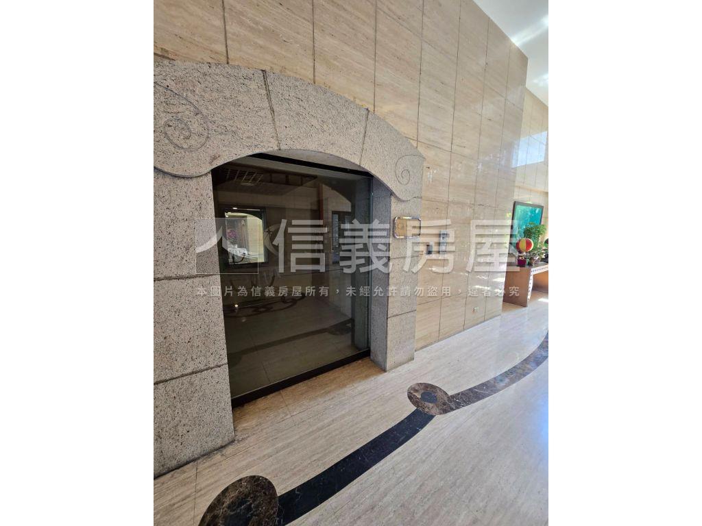 天星花園車位房屋室內格局與周邊環境