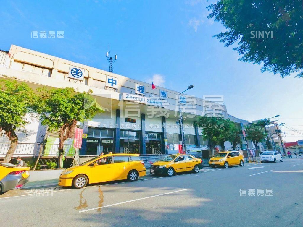 中正路店霸房屋室內格局與周邊環境