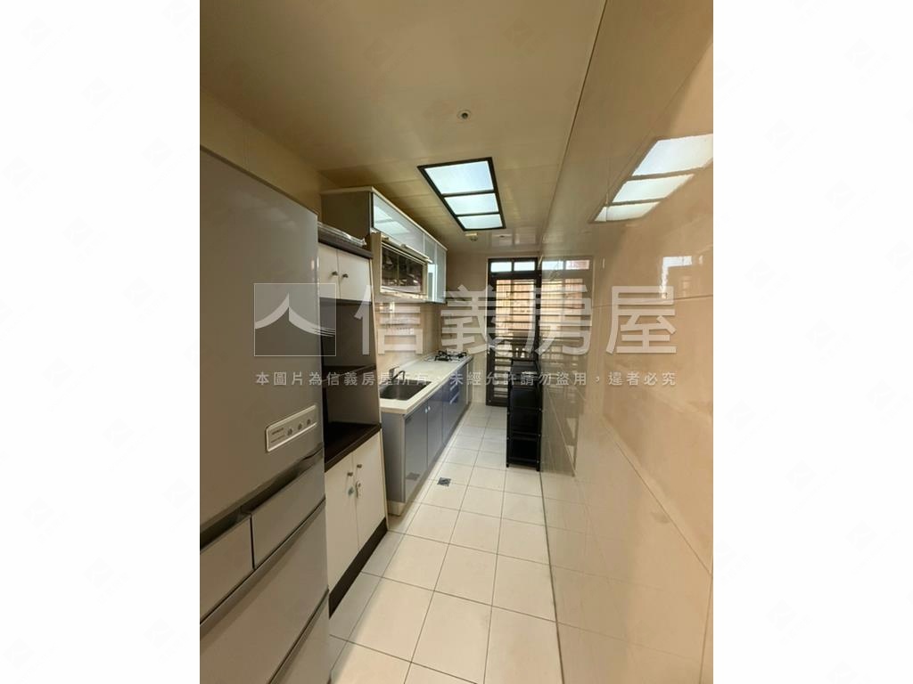 遠百竹北１０１高樓戶房屋室內格局與周邊環境