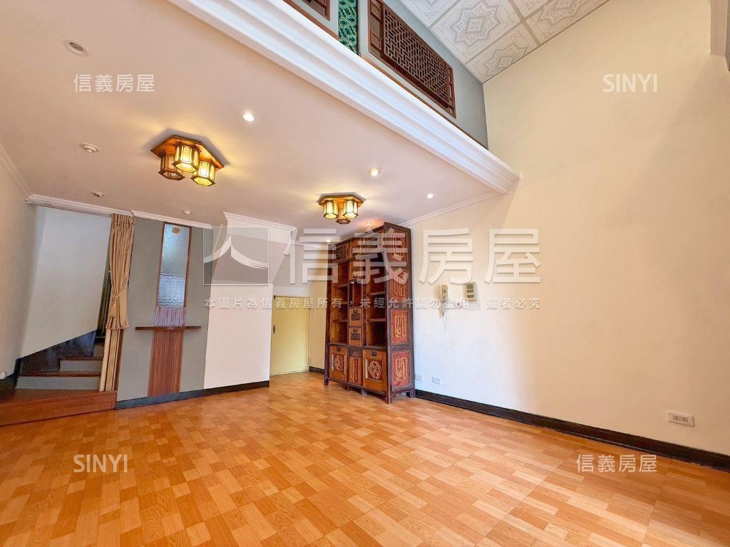 中科近榮總典雅裝潢店面房屋室內格局與周邊環境