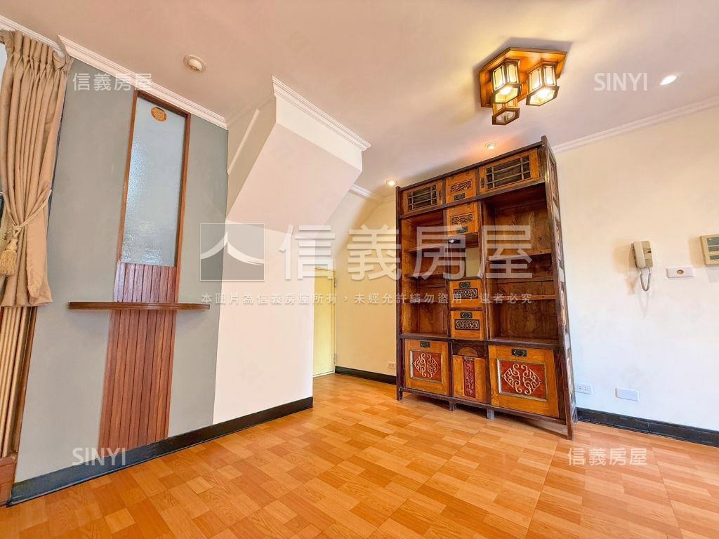 中科近榮總典雅裝潢店面房屋室內格局與周邊環境