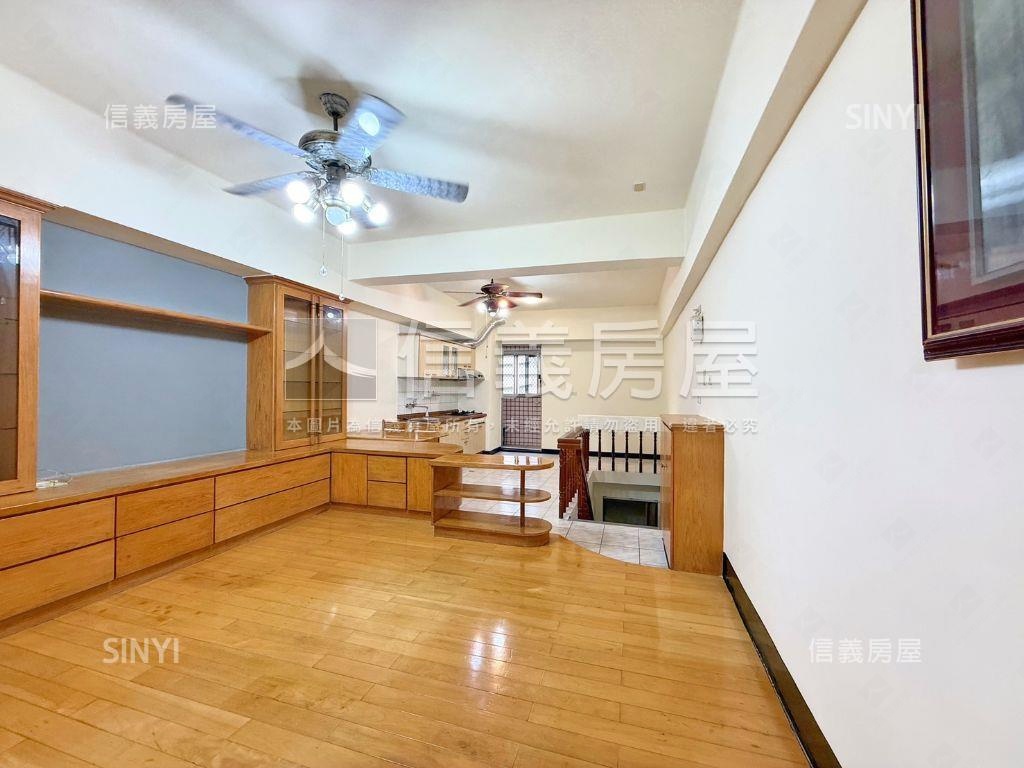 中科近榮總典雅裝潢店面房屋室內格局與周邊環境