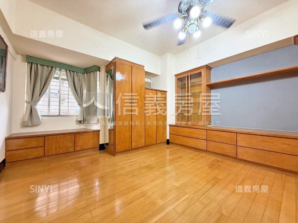 中科近榮總典雅裝潢店面房屋室內格局與周邊環境