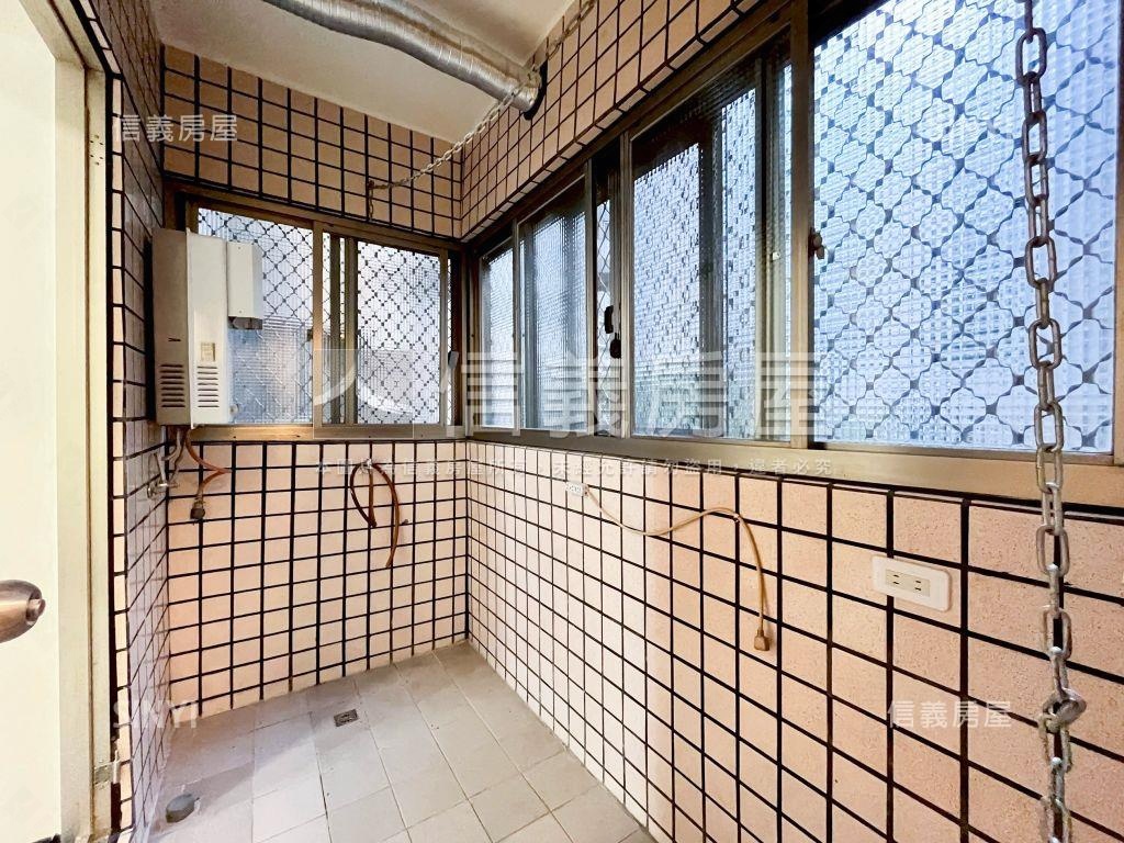 近榮總瑞聯典雅裝潢店面房屋室內格局與周邊環境