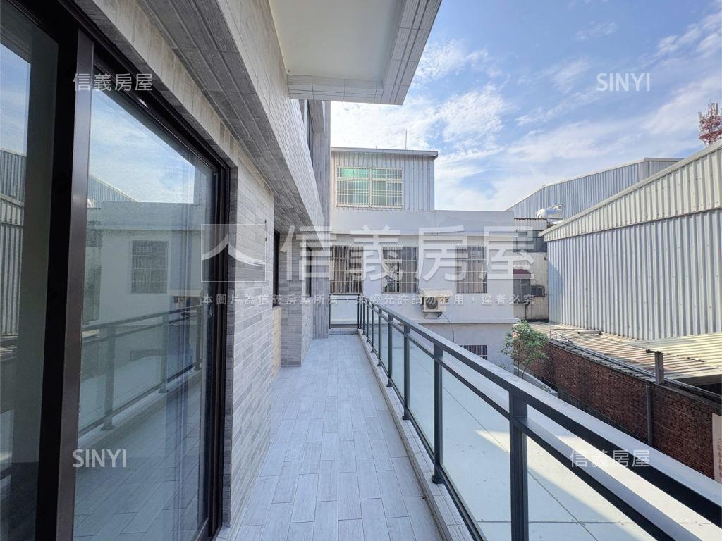 地傑春天朝東北露臺戶房屋室內格局與周邊環境