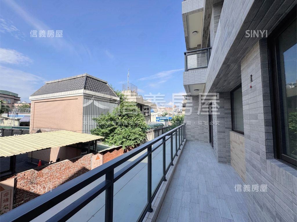 地傑春天朝東北露臺戶房屋室內格局與周邊環境