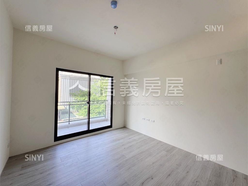 地傑春天朝東北露臺戶房屋室內格局與周邊環境
