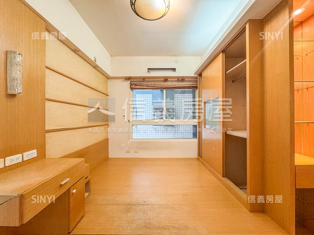 巨蛋必看成家兩房房屋室內格局與周邊環境