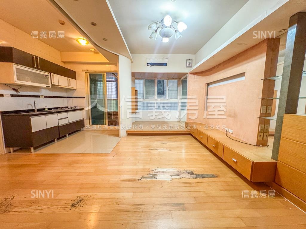 巨蛋必看成家兩房房屋室內格局與周邊環境