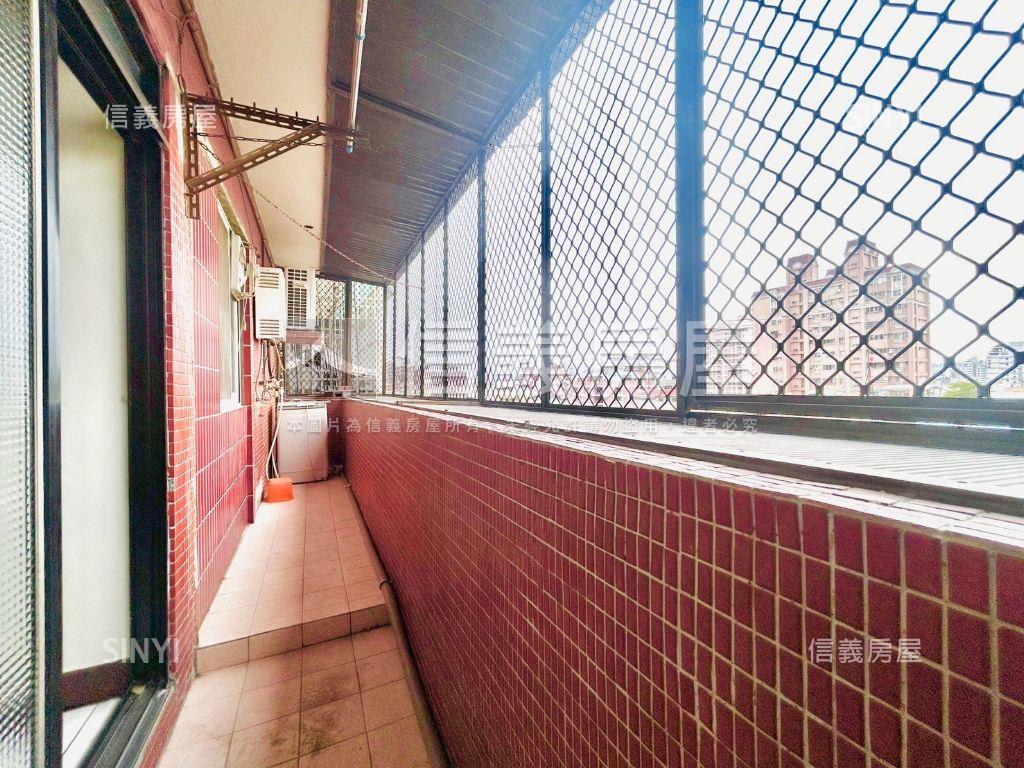 綏遠路電梯華廈美美四房房屋室內格局與周邊環境