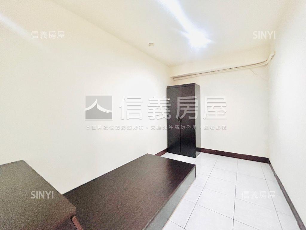 綏遠路電梯華廈美美四房房屋室內格局與周邊環境