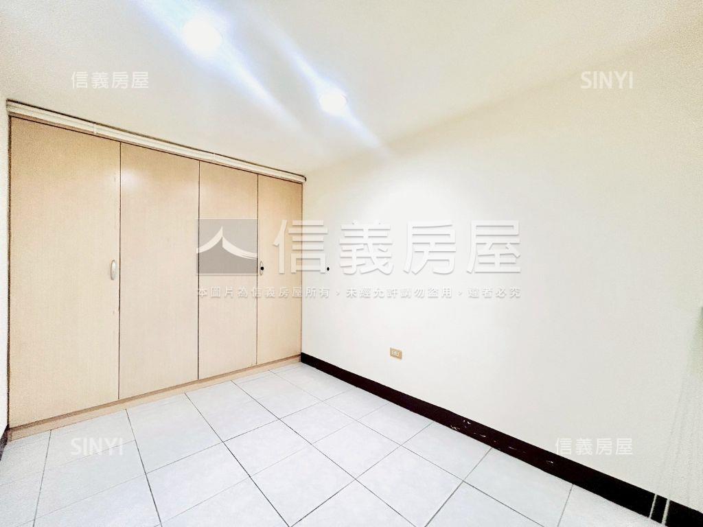 綏遠路電梯華廈美美四房房屋室內格局與周邊環境