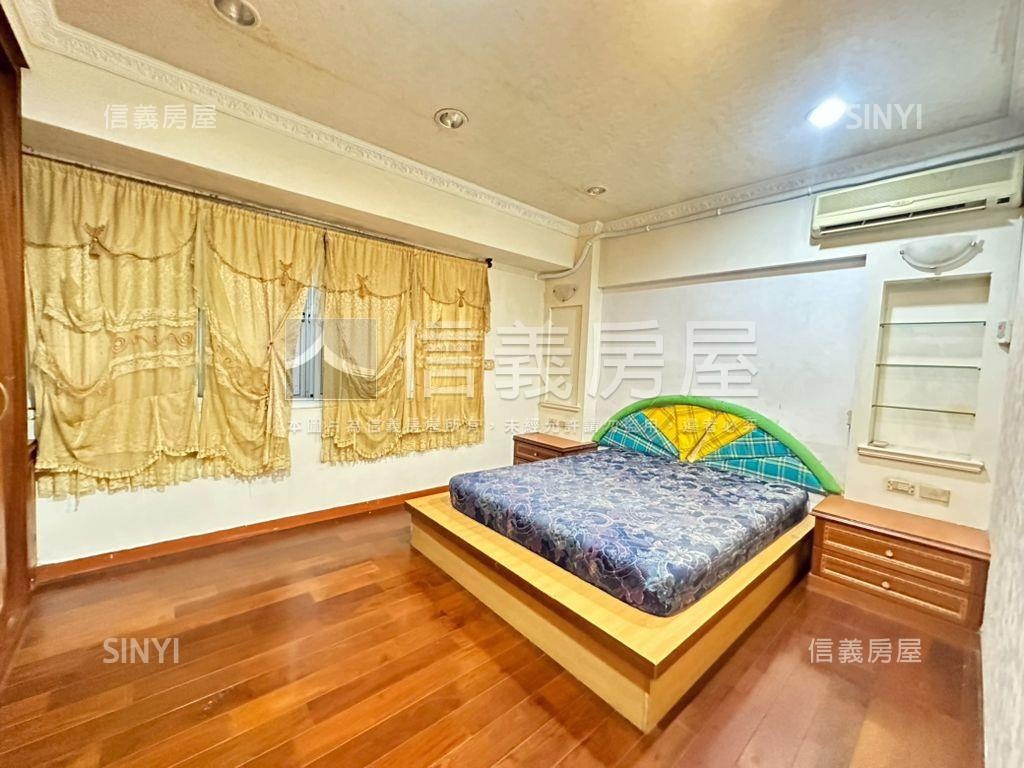 高鐵商圈面寬金店面房屋室內格局與周邊環境