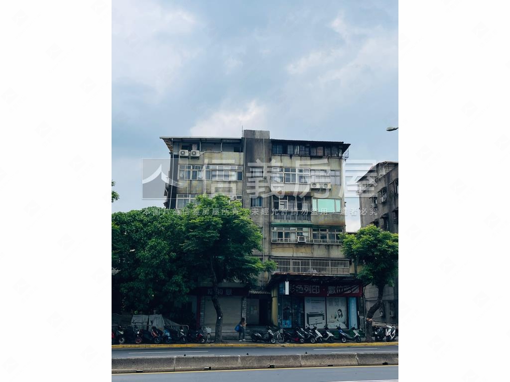 正羅斯福近捷運店面房屋室內格局與周邊環境