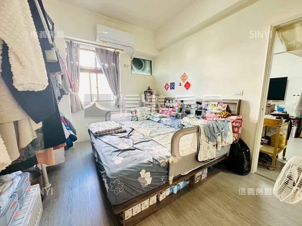 桃林步道第一排，景觀三房房屋室內格局與周邊環境