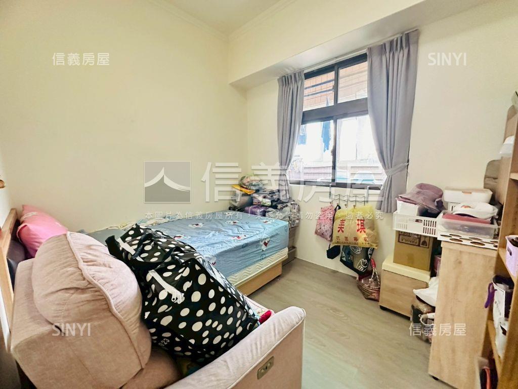 桃林步道第一排，景觀三房房屋室內格局與周邊環境