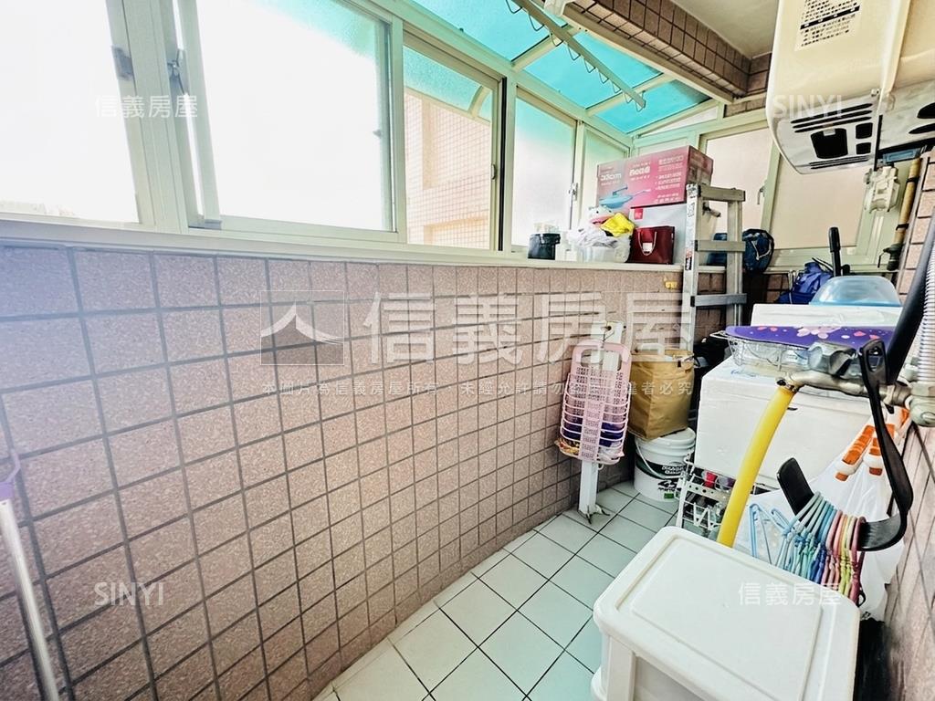桃林步道第一排，景觀三房房屋室內格局與周邊環境