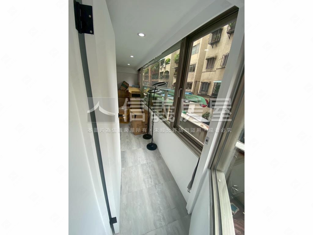 信義安和國泰大戶名邸房屋室內格局與周邊環境