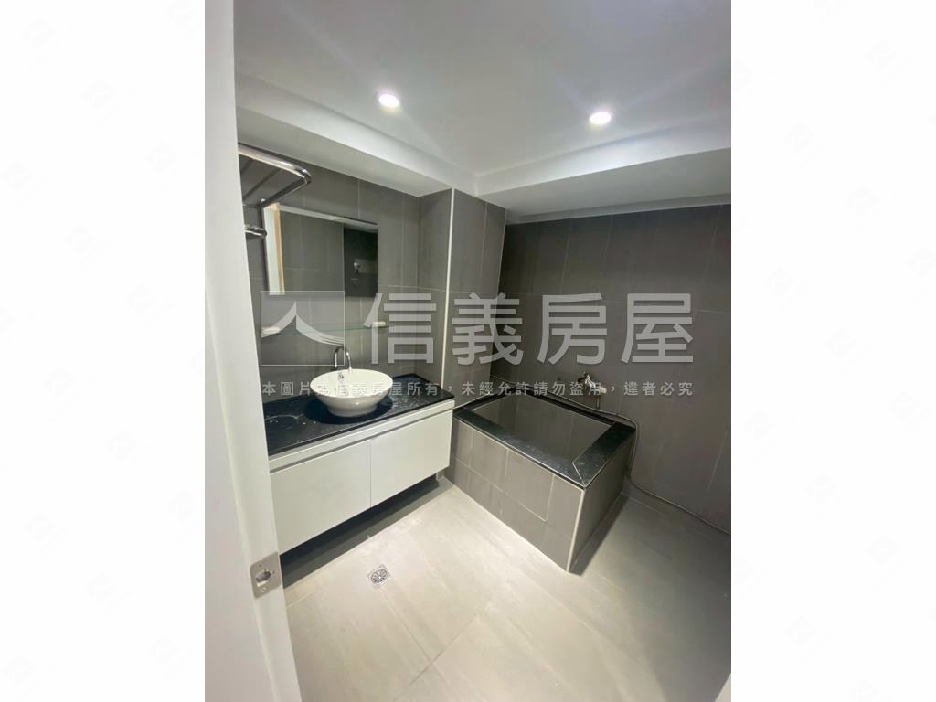 信義安和國泰大戶名邸房屋室內格局與周邊環境