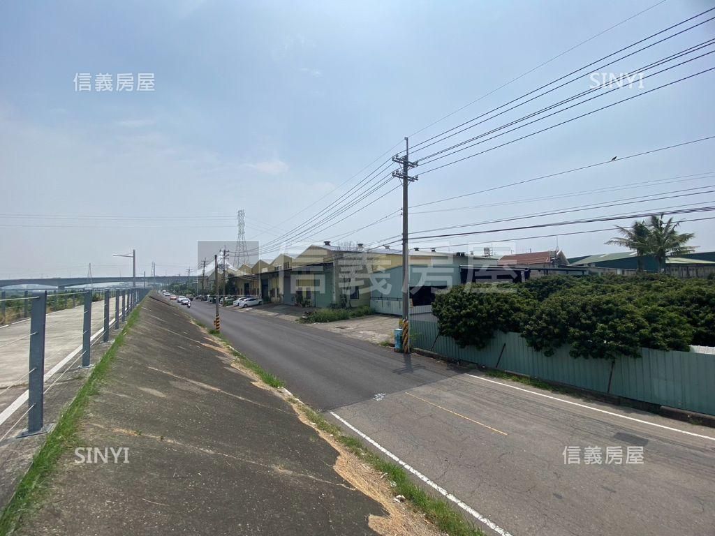 大里軟科旁土地房屋室內格局與周邊環境