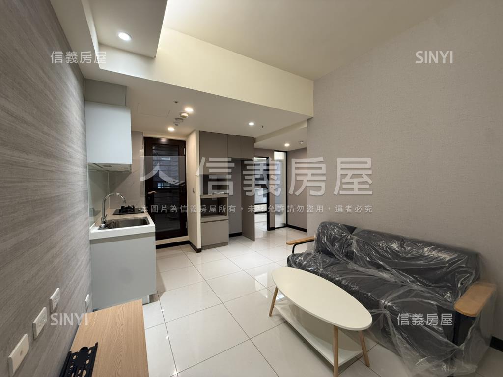 專任全新裝潢兩房車位房屋室內格局與周邊環境