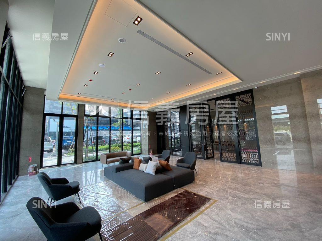 專任全新裝潢兩房車位房屋室內格局與周邊環境