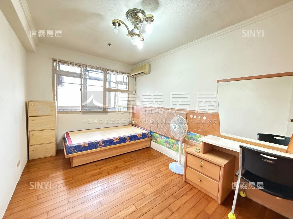 鴻儒天下高樓層美３房房屋室內格局與周邊環境
